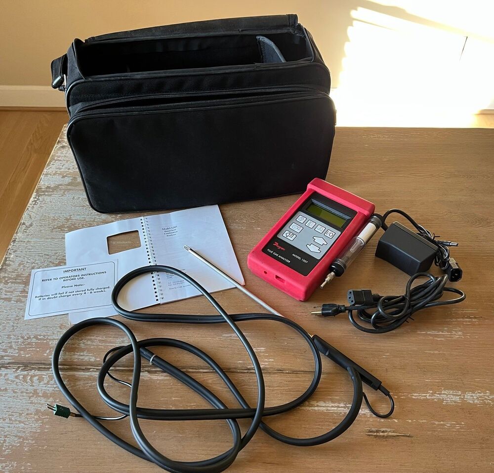Dwyer Model 1207A Handheld Flue Gas Combustion Analyzer HVAC Tester + Bag
